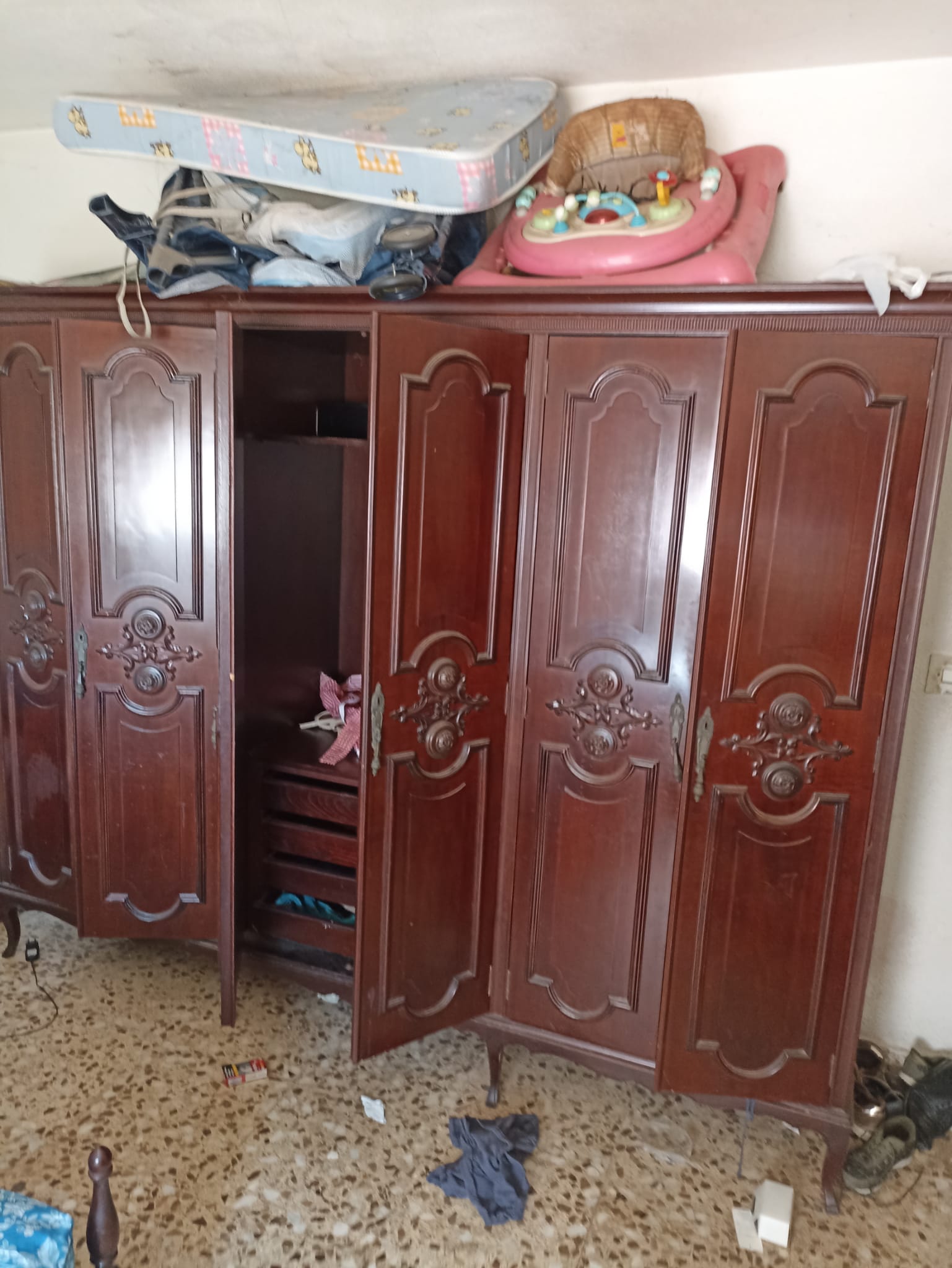 Empresa de vaciado de pisos y recogida de muebles en Botarell | Sin estrés ni complicaciones