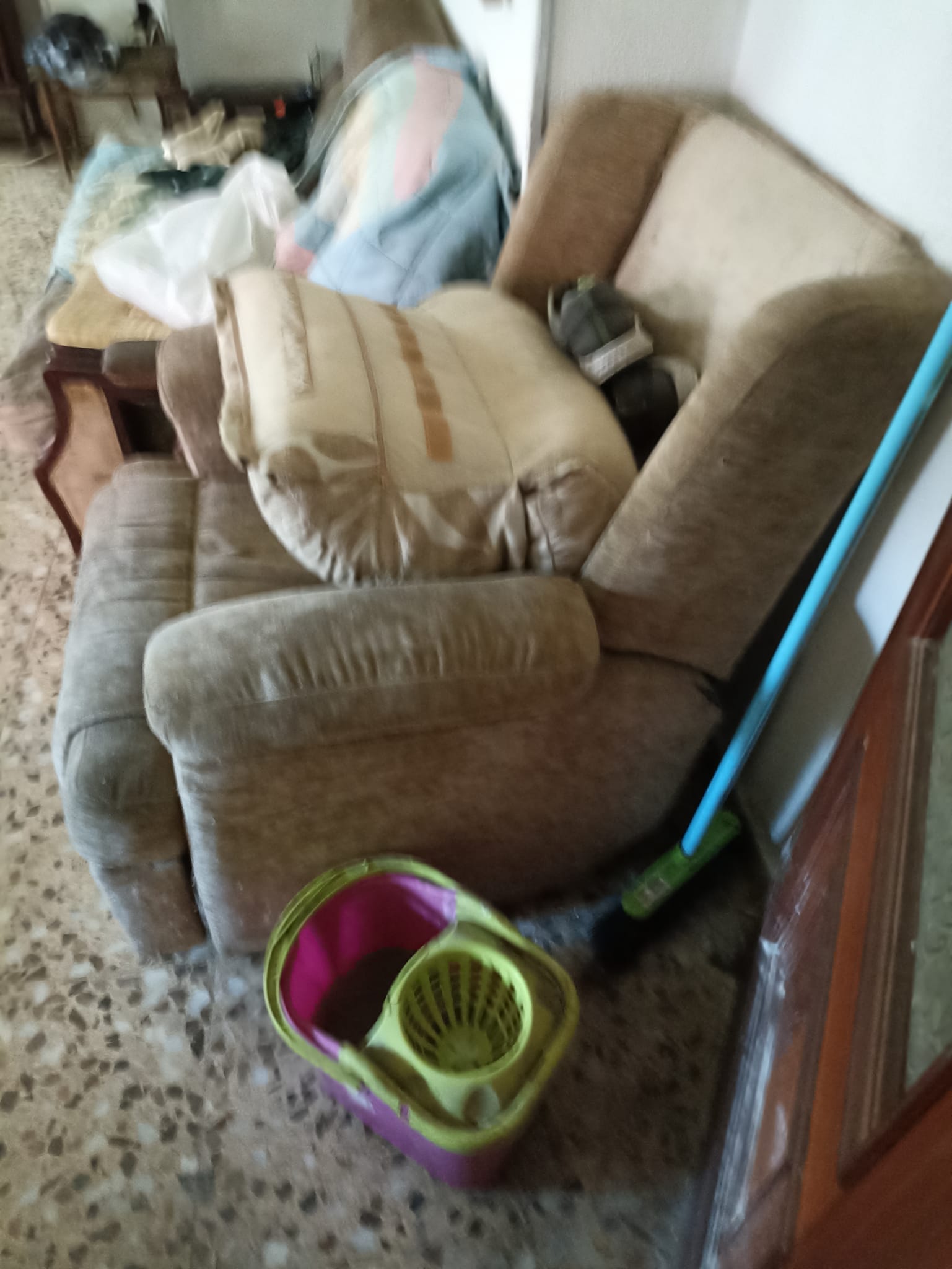 Servicio de recogida de muebles y vaciado de pisos en Botarell - ¡Presupuestos asequibles!